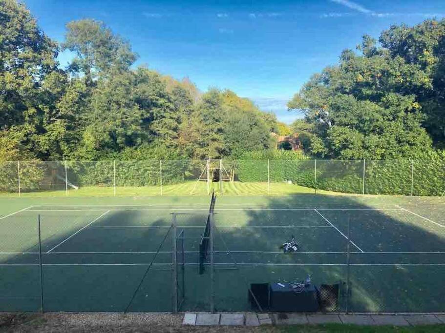 The Pheasantry - Guest House In Beautiful Rural Location Aldermaston Extérieur photo